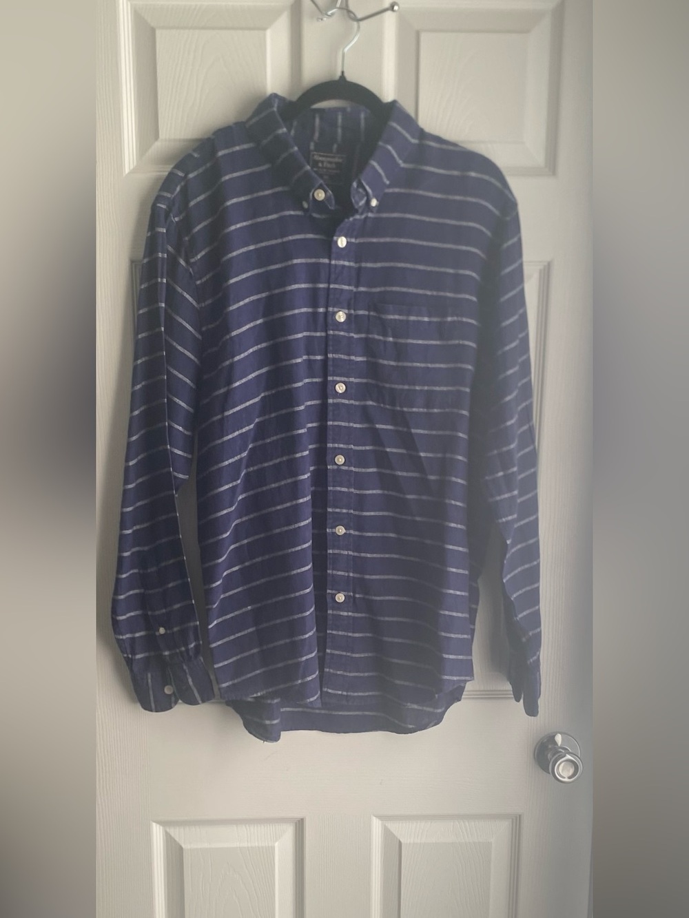 Men’s 100% Linen Abercrombie & Fitch Navy Blue Striped Button-Down Shirt